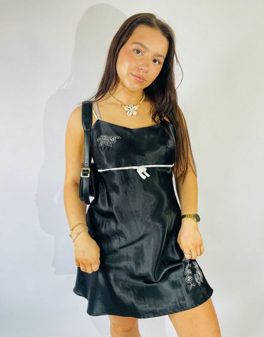  Vintage Size S Satin Y2K Mini Slip Dress in Black