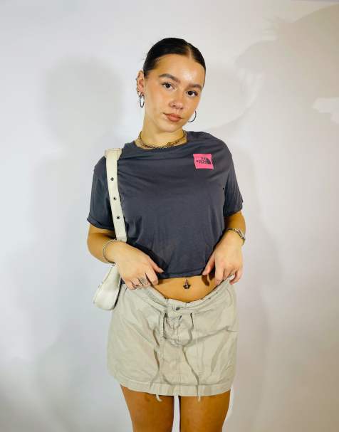 Vintage Size S The North Face Cropped T-Shirt in Grey - view 1