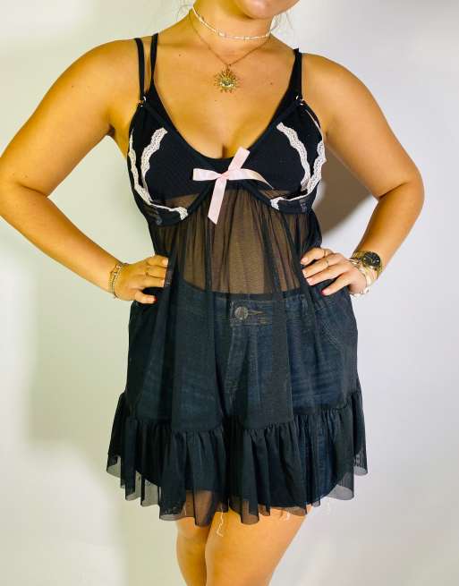 Vintage Size S Y2K Black Lace Cami Top In Black
