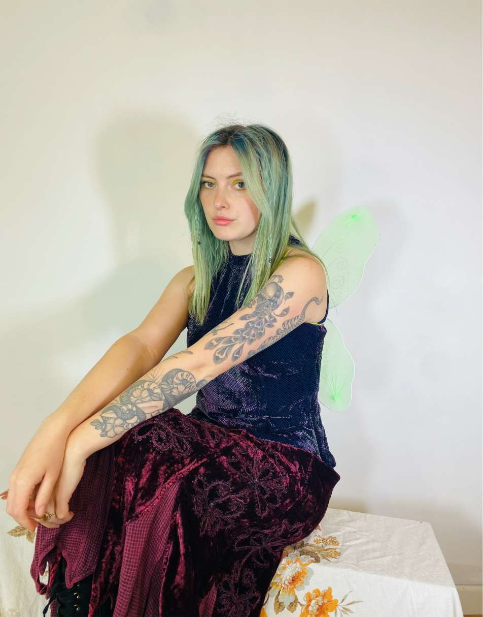 Vintage Size S Y2K fairycore velvet halter top in purple 2