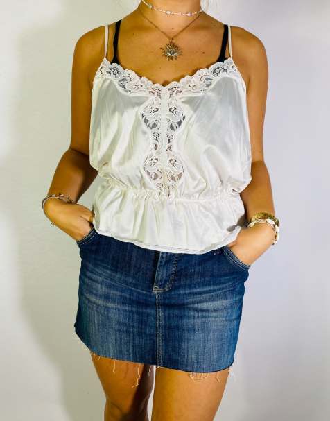 Vintage Size S Y2K Floral Embroidered Top In White - view 1