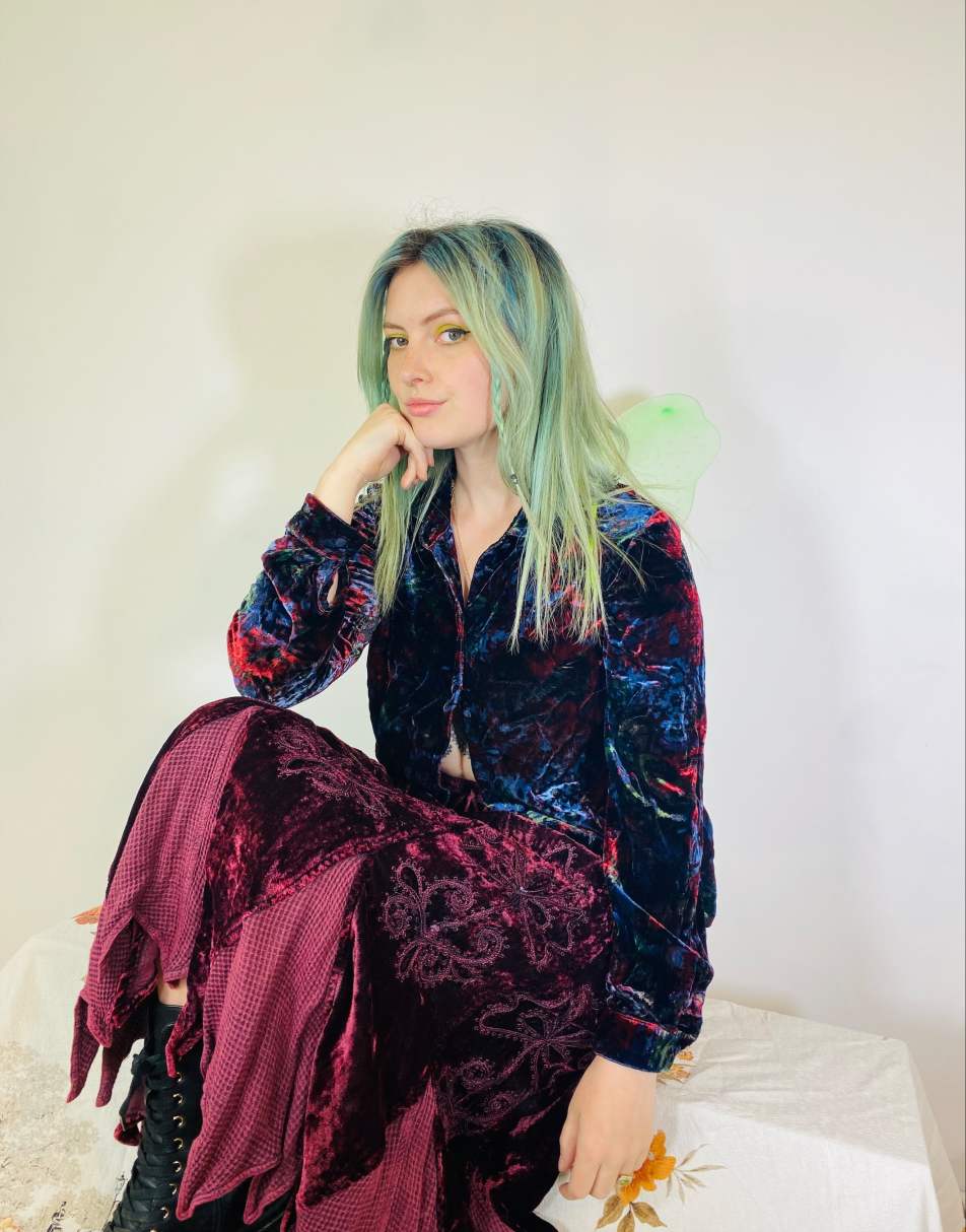 Vintage Size S Y2K velvet fairycore button down shirt in multi