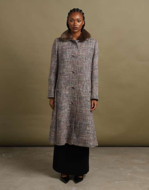 Vintage size XL Aquascutum overcoat in cream, 2 of 7