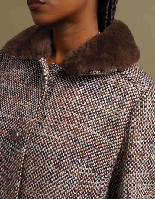 Vintage size XL Aquascutum overcoat in cream, 5 of 7