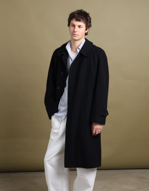 Vintage size XL Burberry overcoat in navy, 2 of 7