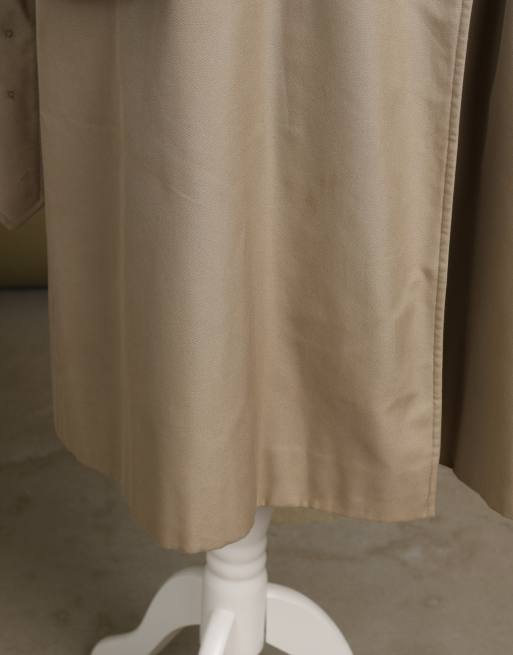Vintage size XL Burberry's double breasted trench coat in beige, 6 of 7
