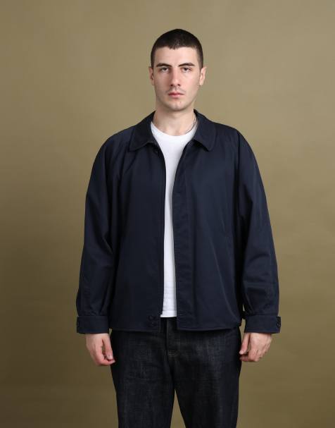 Vintage size XL Burberry's harrington jacket in navy - view 1