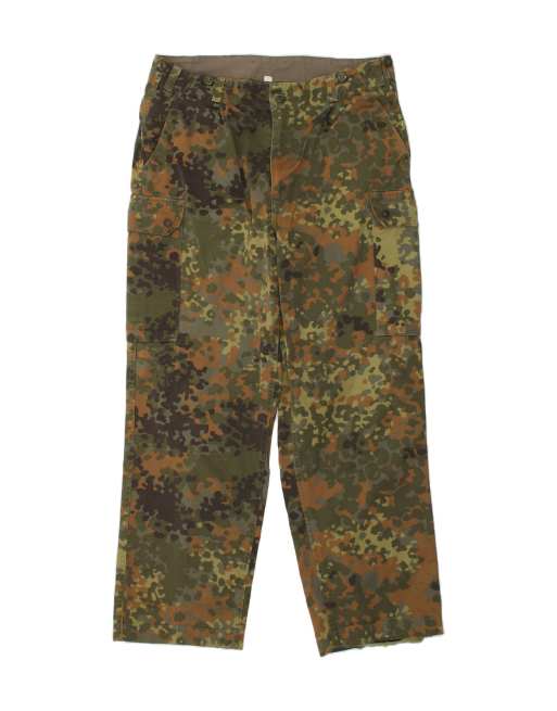 Vintage Size XL Camouflage Straight Cargo Trousers in Green