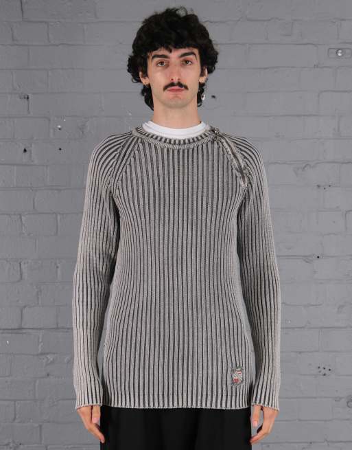 Vintage Size XL Diesel Jumper in Silver