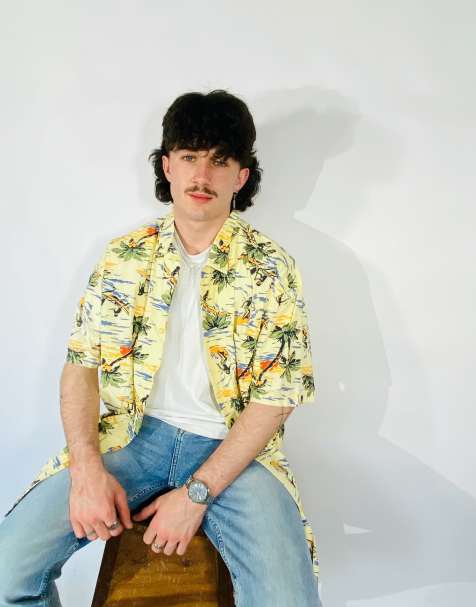 Vintage Size XL Gap Hawaiian Summer Shirt In Multi - view 1