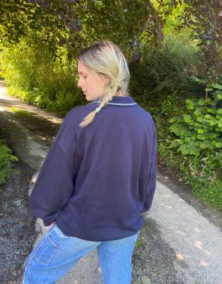 Thumbnail 4 of 4