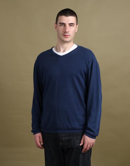 Vintage size XL Iceberg v-neck jumper in mid blue, 2 of 4