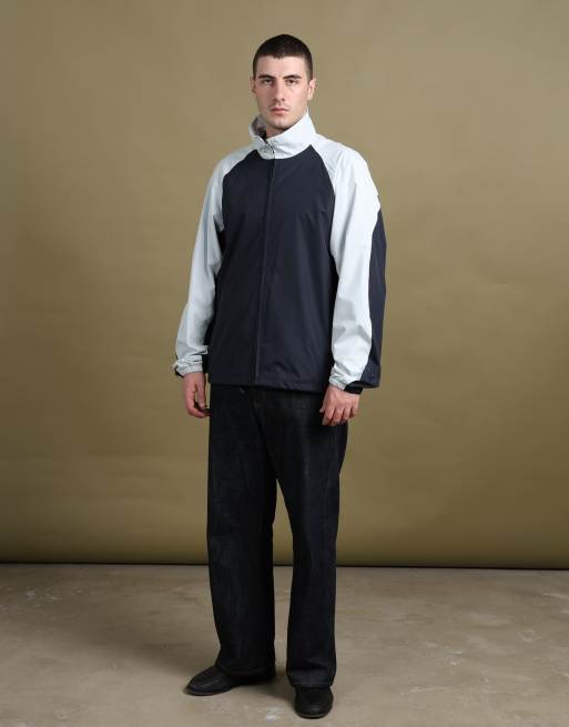 Vintage size XL Prada windbreaker in navy, 2 of 7