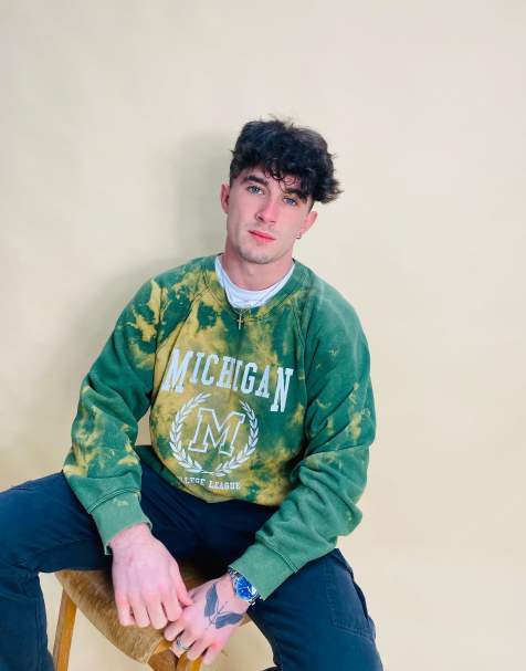 Vintage Size XL USA State Sweatshirt in Green - view 1