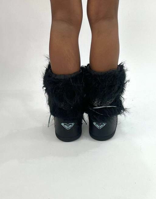 Vintage snow boots in black, 2 of 4