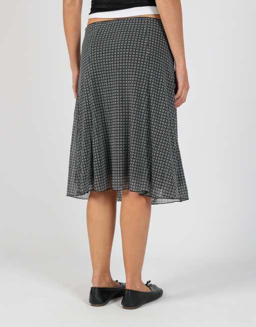 Vintage S.Oliver S woven midi skirt in black, 2 of 4