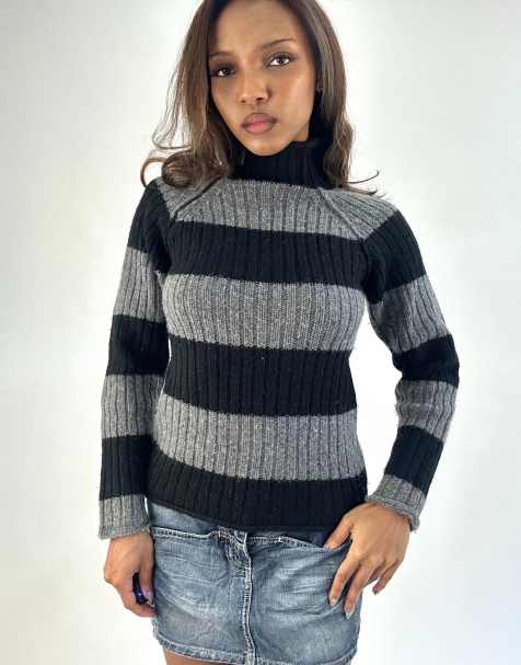 Vintage striped jumper in grey - view 1