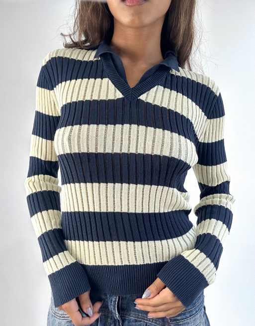 Vintage striped knit top in navy, 3 of 4