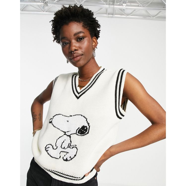 Vintage Supply x Peanuts knit Snoopy print vest in ecru