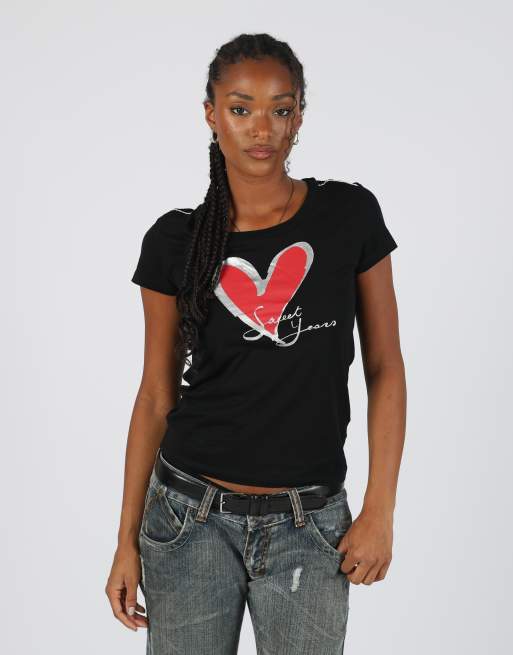 Vintage Sweet Years S baby tee in black