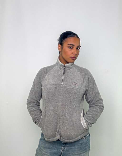 Vintage The North Face L Fleece Jacket Light Grey