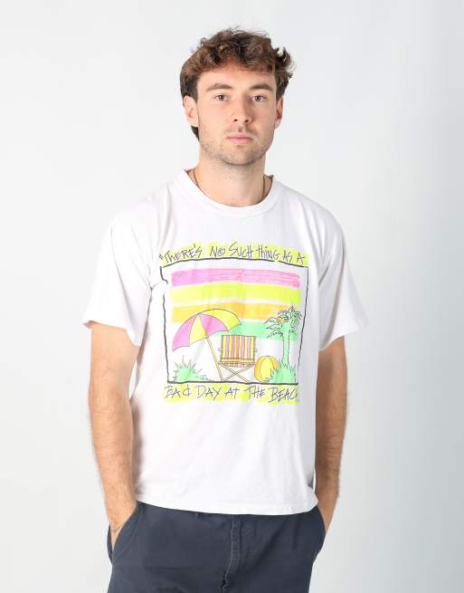 Vintage There's No Such Thing As A Bad Day At The Beach m t-shirt in ivory