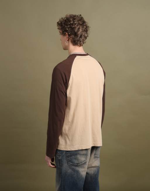 Vintage Thomas Burberry Long Sleeve T-Shirt size L in Beige, 4 of 4