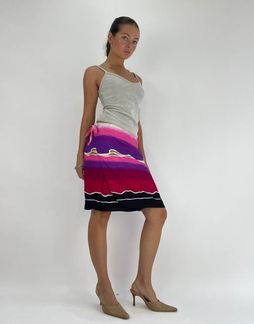 Vintage tie side beach skirt in pink and purple, 4 of 4