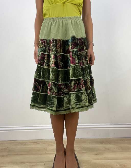 Vintage tiered velvet midi skirt in green