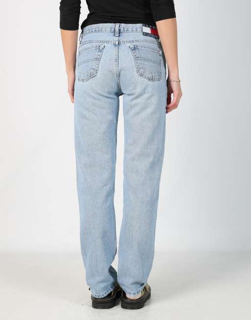 Vintage Tommy Hilfiger 30x26 denim jeans in light blue, 2 of 4