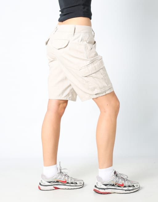 Vintage Tommy Hilfiger 32x17 canvas cargo shorts in beige, 4 of 4