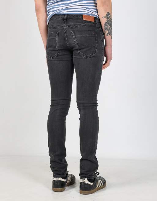 Vintage Tommy Hilfiger 32x34 denim jeans in black