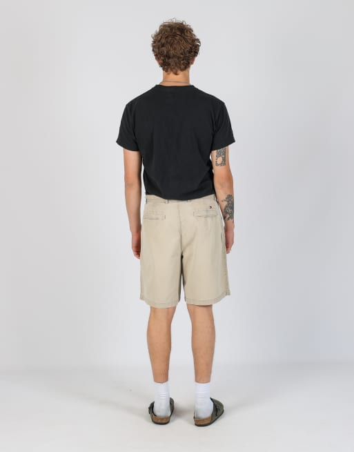 Vintage Tommy Hilfiger 34x19 canvas cargo shorts in beige, 3 of 4