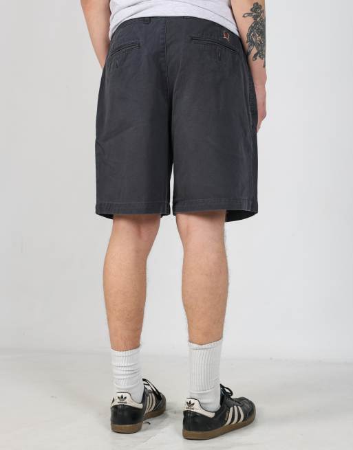 Vintage Tommy Hilfiger 34x19 woven straight shorts in black, 5 of 6