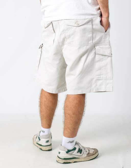 Vintage Tommy Hilfiger 36x23 canvas cargo shorts in ivory