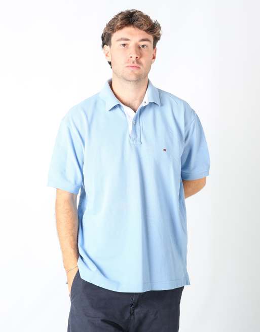 Vintage Tommy Hilfiger l t-shirt in light blue