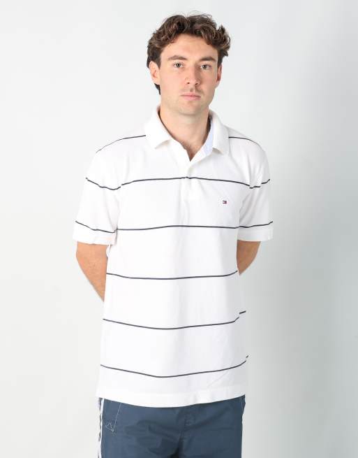 Vintage Tommy Hilfiger l t-shirt in white