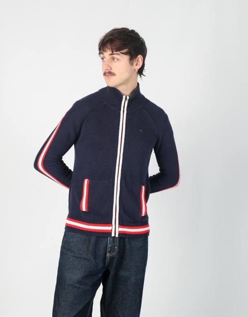 Vintage Tommy Hilfiger m sweatshirt in navy blue