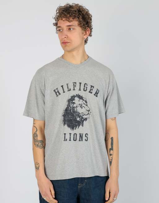 Vintage Tommy Hilfiger m t-shirt in light grey