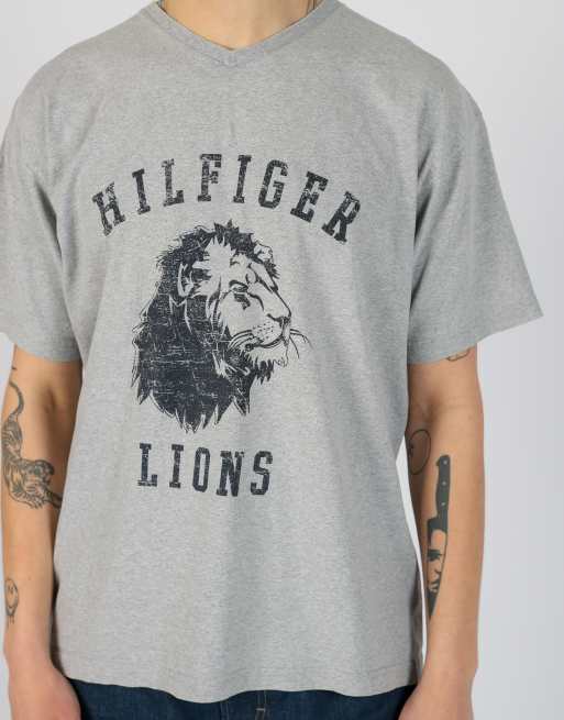 Vintage Tommy Hilfiger m t-shirt in light grey, 4 of 4