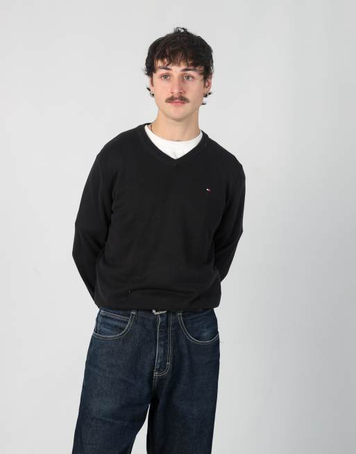 Vintage Tommy Hilfiger s sweatshirt in black