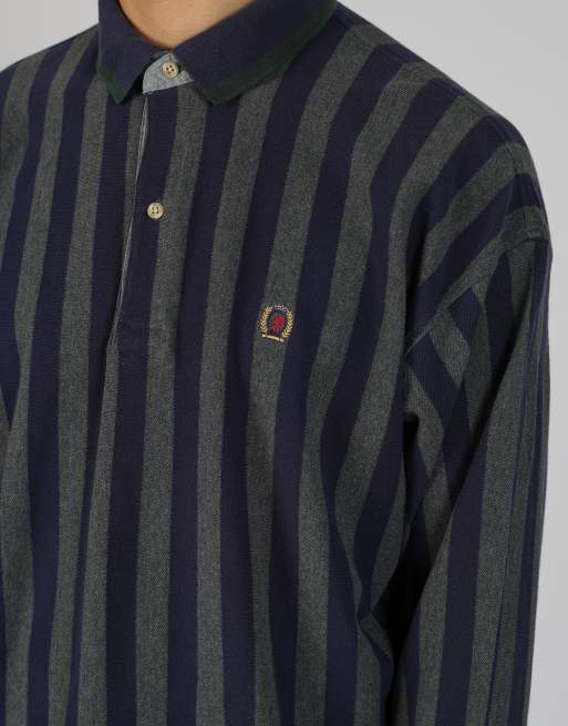 Vintage Tommy Hilfiger xl polo shirt in navy blue, 4 of 4