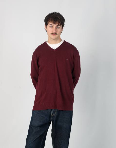 Vintage Tommy Hilfiger xl sweatshirt in burgundy red - view 1
