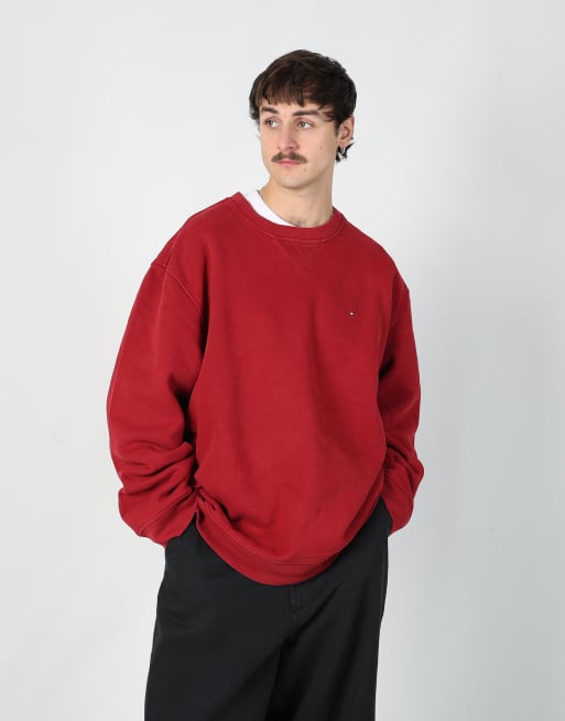 Vintage Tommy Hilfiger xl sweatshirt in red