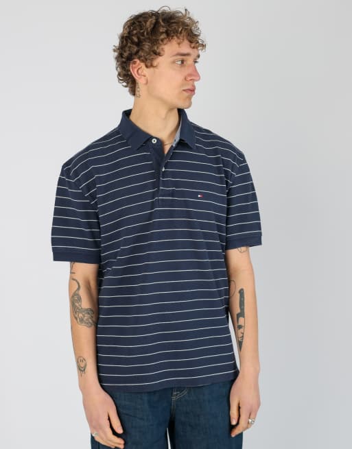 Vintage Tommy Hilfiger xl t-shirt in navy blue