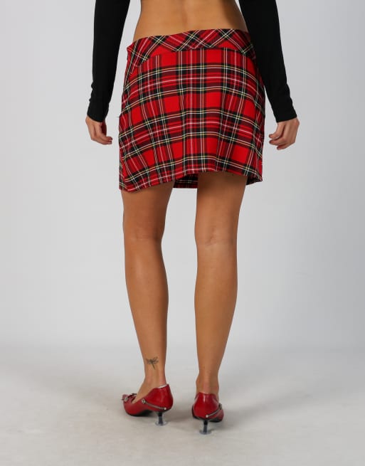 Vintage Unbranded L woven mini skirt in red, 2 of 4