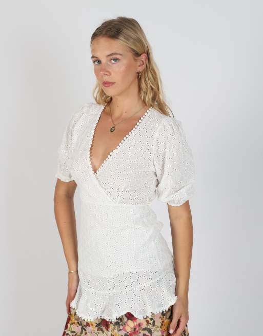 Vintage Unbranded S blouse in white, 3 of 4
