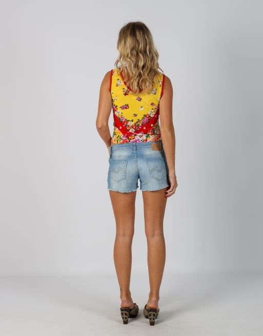 Vintage Unbranded S denim shorts in blue, 3 of 4