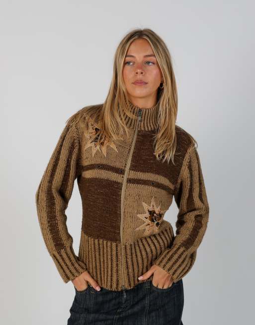 Vintage Unbranded S knitted jumper in tan, 3 of 4