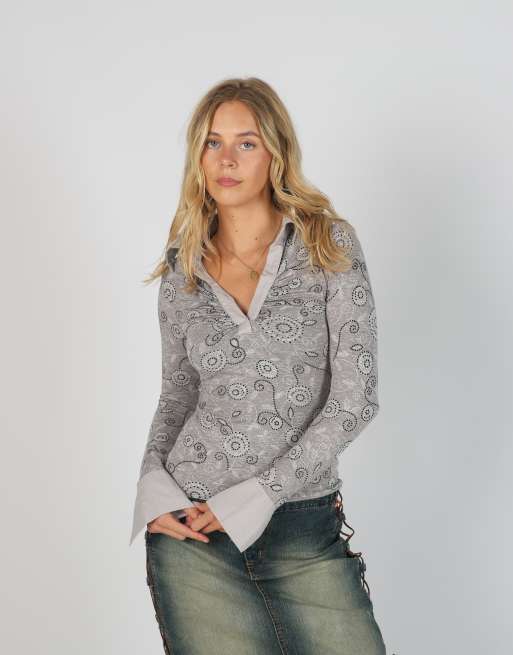 Vintage Unbranded S long sleeve top in light grey, 1 of 4